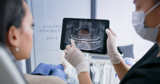 Licensed Tooth Extraction service in Old Westbury, NY - Smile Center Dentistry